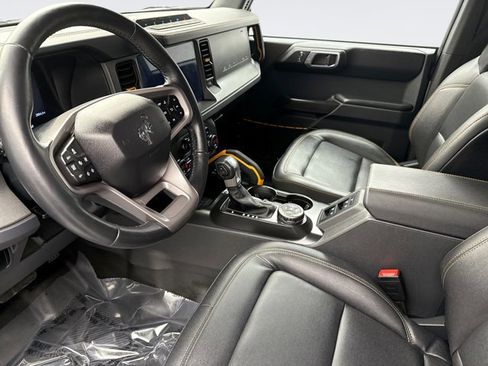 Used 2024 Ford Bronco Badlands image 10