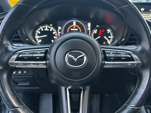 Used 2022 MAZDA MAZDA3 s image 26