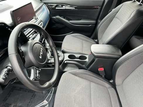 Used 2023 Kia Seltos Nightfall Edition image 12