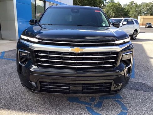 New 2026 Chevrolet Traverse High Country image 9