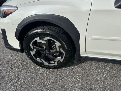 Used 2022 Subaru Crosstrek 2.5i Limited w/ Moonroof Package 2 image 6