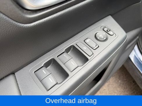 Used 2023 Honda CR-V LX image 17
