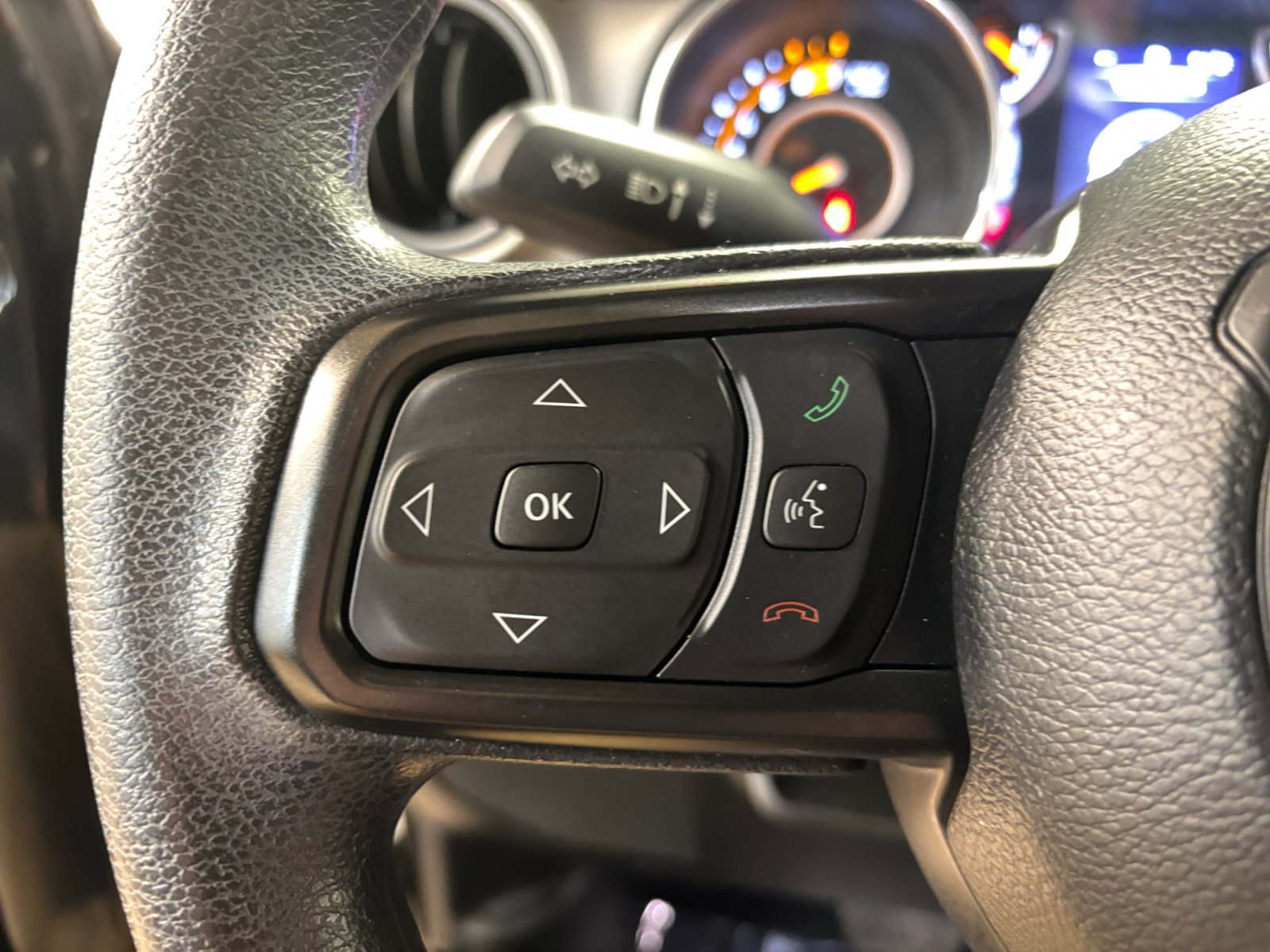 Used 2023 Jeep Wrangler Sport AWD/4WD image 29