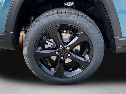 New 2026 Jeep Grand Cherokee Limited w/ Limited Altitude Package AWD/4WD image 35