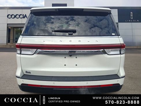 Certified 2023 Lincoln Navigator L Reserve AWD/4WD image 5