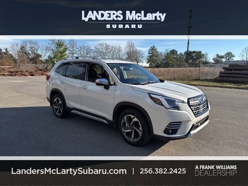 Used 2024 Subaru Forester Touring w/ Convenience Package image 1