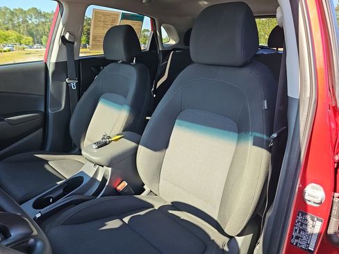 Used 2023 Hyundai Kona SEL FWD image 19
