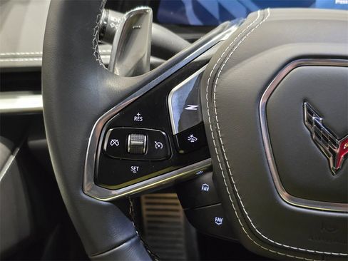 Certified 2025 Chevrolet Corvette Stingray Coupe w/ 1LT image 30