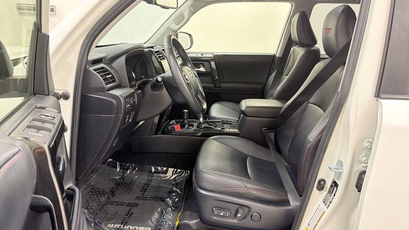 Certified 2020 Toyota 4Runner TRD Off-Road Premium w/ Moonroof Package AWD/4WD image 13