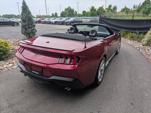 Used 2025 Ford Mustang GT Premium RWD image 13
