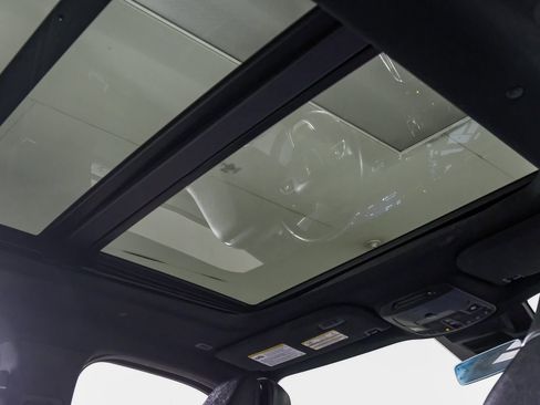 Used 2021 Lincoln Navigator L Reserve w/ Luxury Package image 21