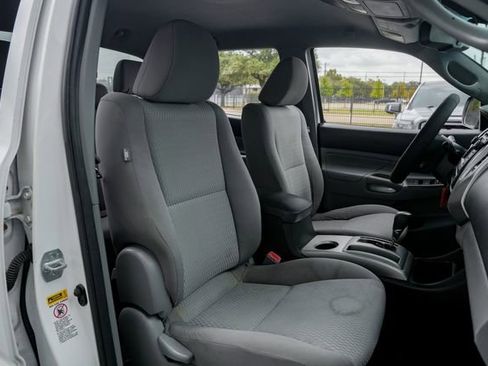 Used 2013 Toyota Tacoma PreRunner w/ SR5 Pkg image 34