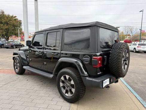Used 2018 Jeep Wrangler Unlimited Sahara w/ LED Lighting Group image 4