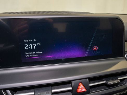 Used 2025 Kia Seltos S image 12