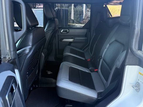 Used 2022 Ford Bronco Black Diamond AWD/4WD image 33