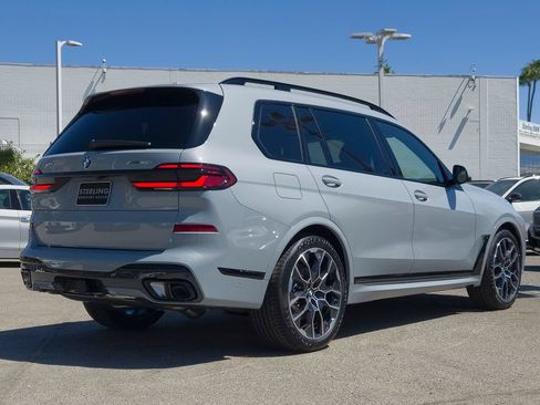 New 2027 BMW X7 xDrive40i w/ M Sport Package AWD/4WD image 18