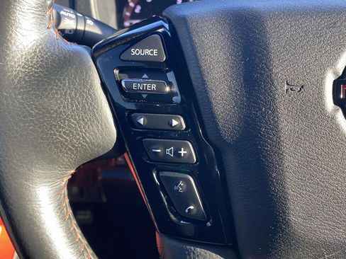 Used 2022 Nissan Frontier Pro-X image 22