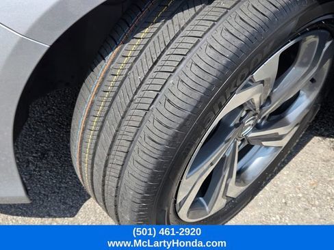 Used 2018 Honda Accord EX image 22