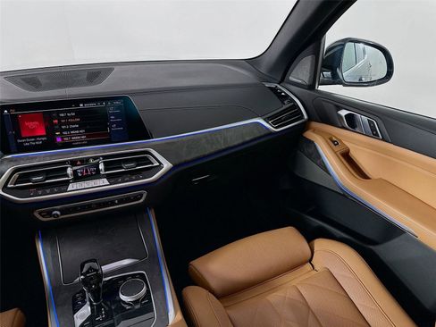 Certified 2023 BMW X5 xDrive40i w/ Climate Comfort Package image 25