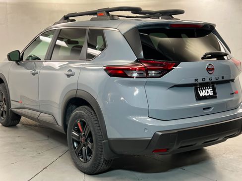 New 2026 Nissan Rogue SV AWD/4WD image 3