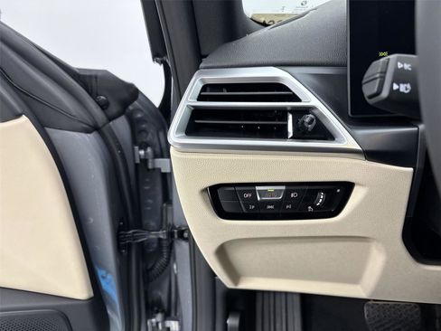 New 2025 BMW i4 xDrive40i w/ Parking Assistance Package image 31