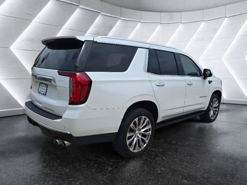 Used 2021 GMC Yukon Denali w/ Denali Premium Package AWD/4WD image 5