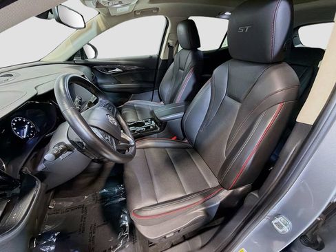 Used 2023 Buick Envision Essence w/ Sport Touring Package AWD/4WD image 22