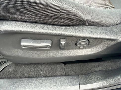 Used 2019 Honda CR-V EX image 20
