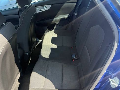 Used 2023 Kia Forte LXS w/ LXS Technology Package FWD image 16