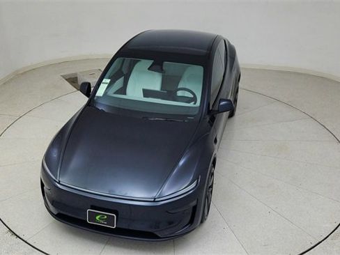 Used 2026 Tesla Model Y Long Range image 73