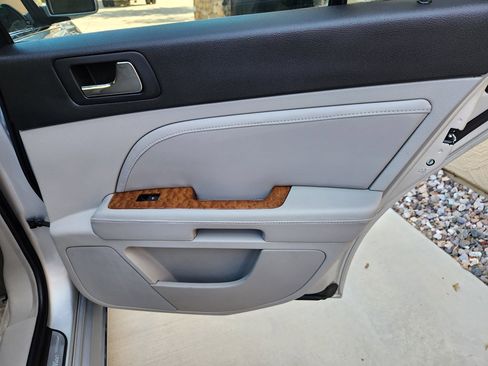 Used 2011 Cadillac STS image 26