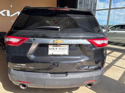 Used 2020 Chevrolet Traverse LS w/ LPO, Floor Liner Package AWD/4WD image 12