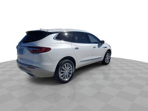 Used 2021 Buick Enclave Premium w/ Sun and Sites Package image 8