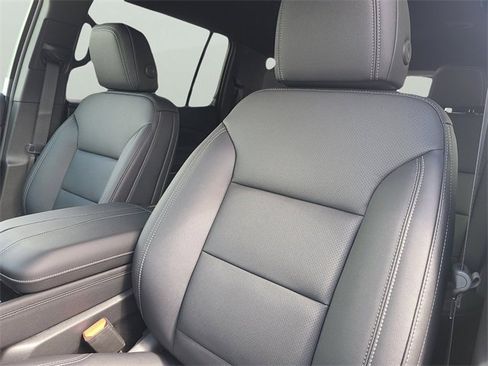 New 2026 Chevrolet Traverse LT w/ Driver Confidence Package image 24