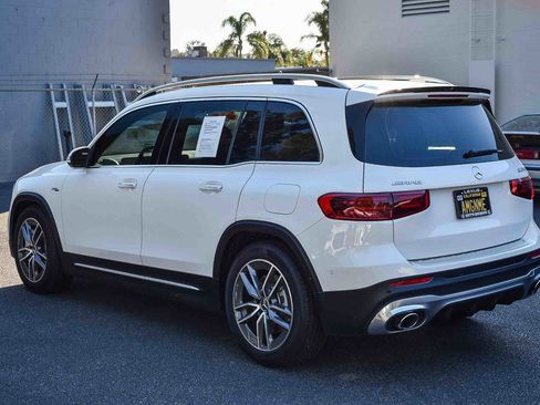 Used 2025 Mercedes-Benz GLB 35 AMG 4MATIC image 4