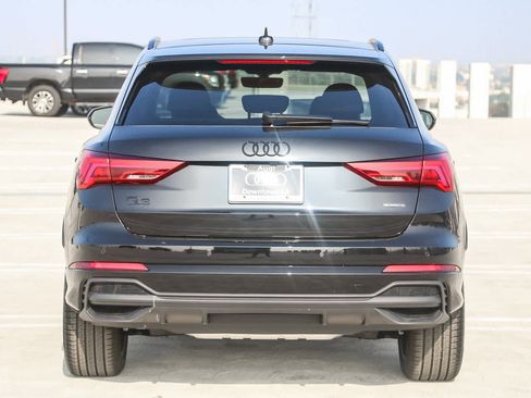 New 2025 Audi Q3 2.0T Premium image 9