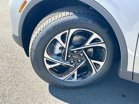 New 2026 Lincoln Nautilus Premier image 24