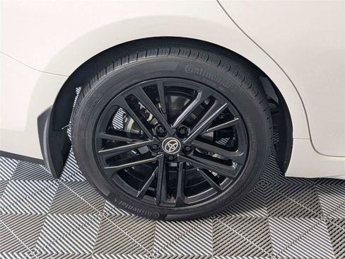Certified 2025 Toyota Camry SE FWD image 8