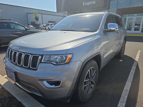 Used 2020 Jeep Grand Cherokee Limited AWD/4WD image 8