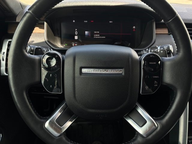 Used 2020 Land Rover Discovery HSE AWD/4WD image 24