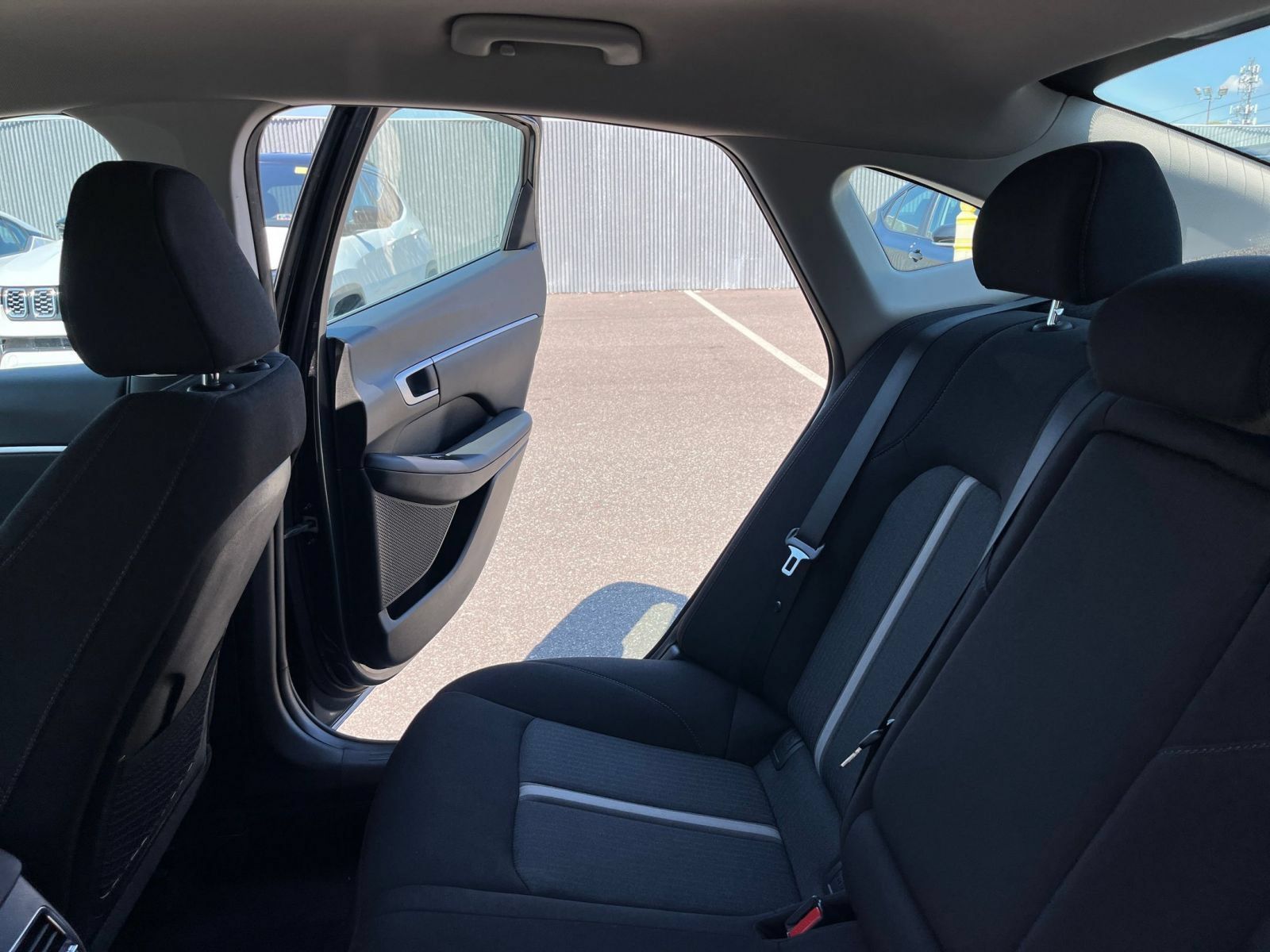 Used 2025 Hyundai Sonata SEL FWD image 38