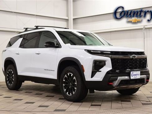 New 2026 Chevrolet Traverse Z71 w/ Enhanced Driving Package image 1