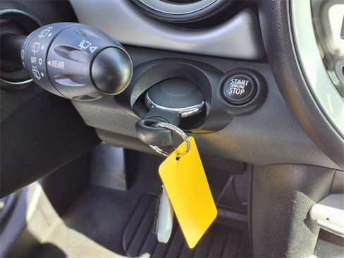 Used 2010 MINI Cooper Hardtop image 14