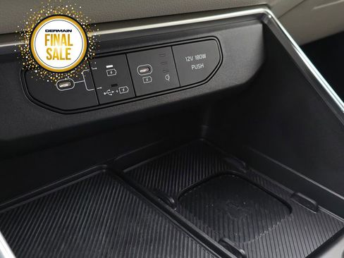 Certified 2025 Kia Carnival SX image 29