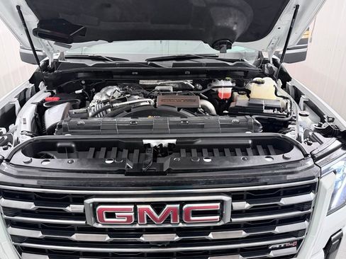 Used 2024 GMC Sierra 2500 AT4 w/ AT4 Premium Plus Package AWD/4WD image 58