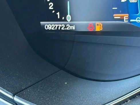 Used 2016 Ford Fusion SE FWD image 29