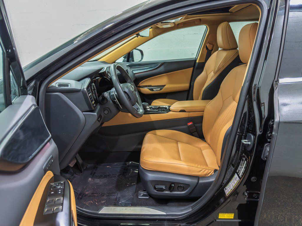 Used 2025 Lexus NX 350 AWD w/ Accessory Package (2T) image 12