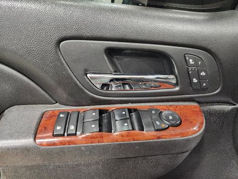 Used 2011 Chevrolet Silverado 2500 LTZ w/ LTZ Plus Package image 15