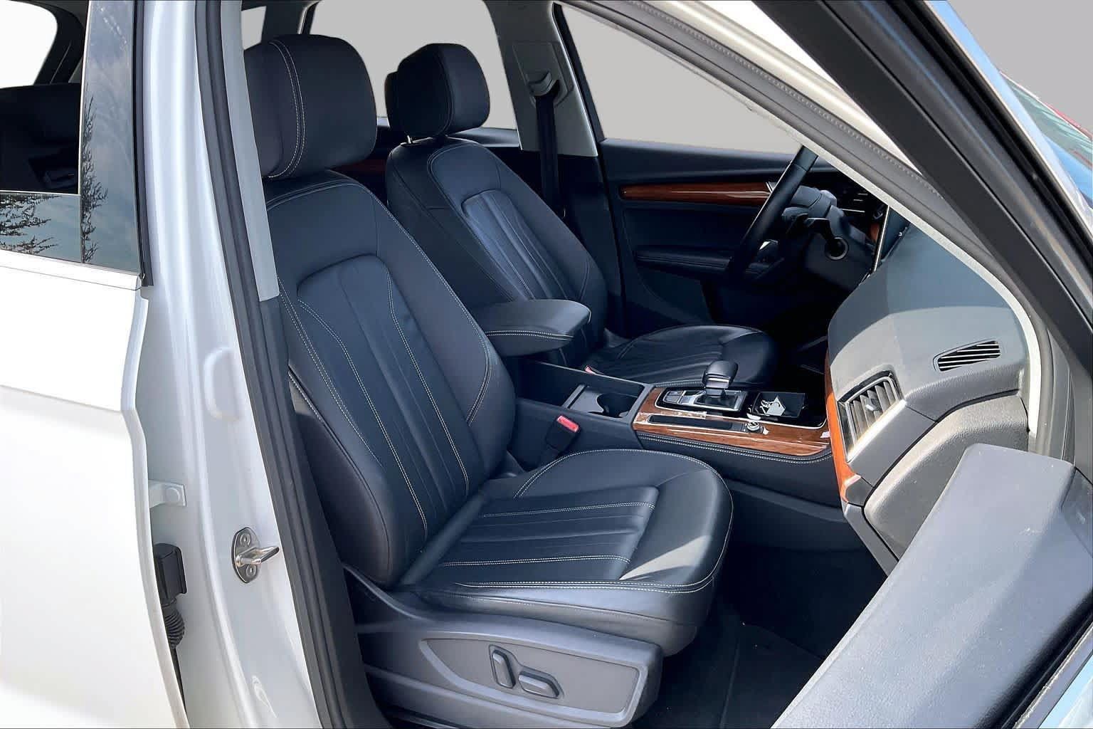 Used 2023 Audi Q5 2.0T Premium Plus AWD/4WD image 9
