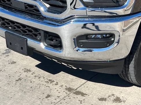 Used 2025 RAM 2500 Big Horn AWD/4WD image 7